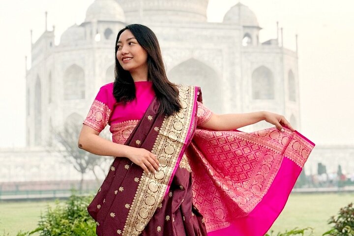 Private Sunrise Taj Mahal Tour from Delhi By Car -All inclusive