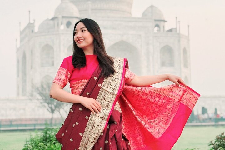 Private Sunrise Taj Mahal Tour from Delhi By Car -All inclusive