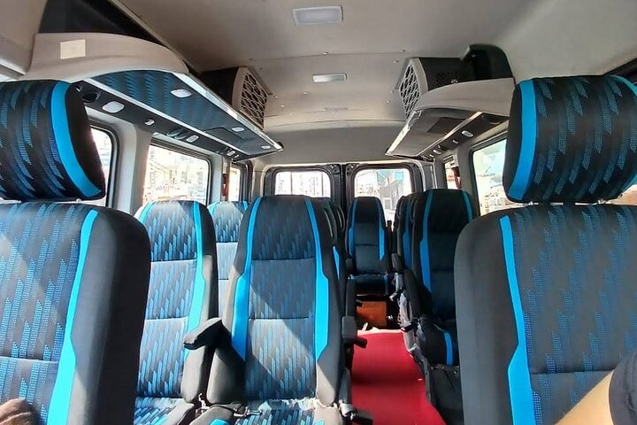 Private Sunrise Taj Mahal Tour from Delhi By Car -All inclusive