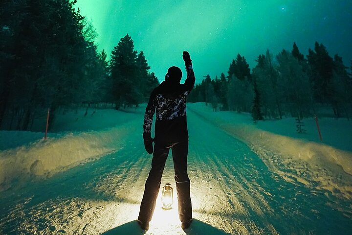 Levi: Northern Lights Pro Guaranteed Tour with Photos (PRIVATE)