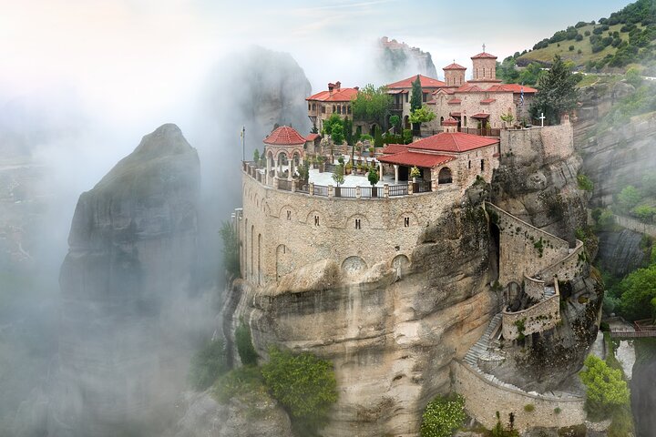 Athens: Meteora Monasteries Tour, Caves, Beachfront Stops & Lunch