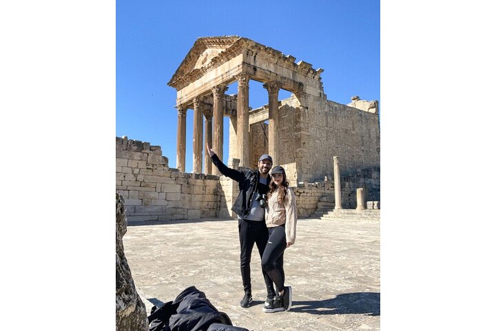 Fun VIP: Dougga UNESCO, Bulla Regia & Testour (Pickup All)