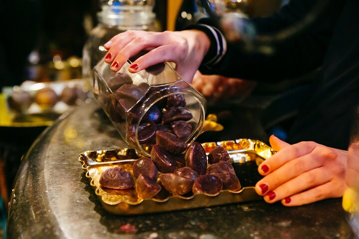 Ghent Food & Drink Tasting Tour with Local Specialties