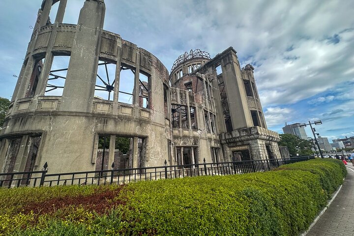 Hiroshima and Miyajima Full-Day Tour from Kyoto by Bullet Train