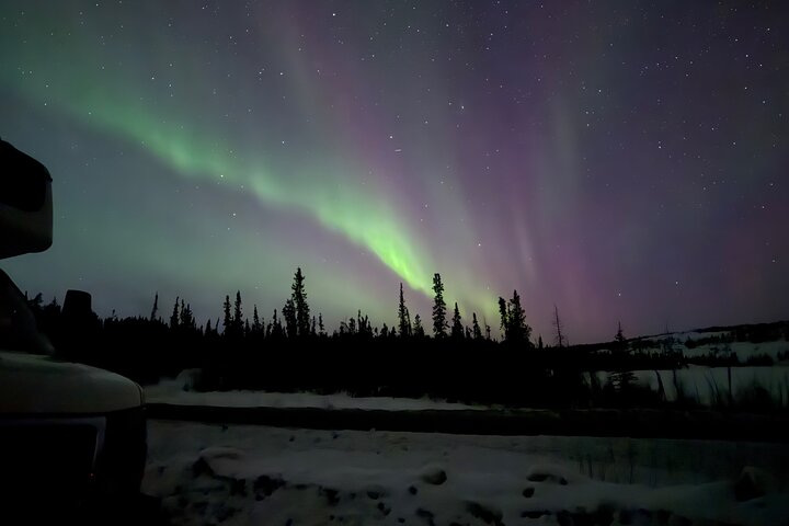 Yellowknife Aurora Hunting Tours by Bus