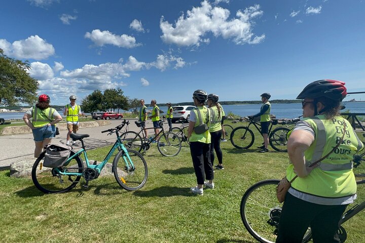 Islands & Harbor Bike Tour-Sightseeing + Exploring Must-See Sites