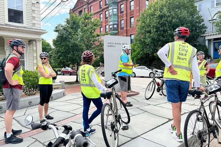City of Portsmouth Bike Tour - Visit Historic Landmarks + Sites