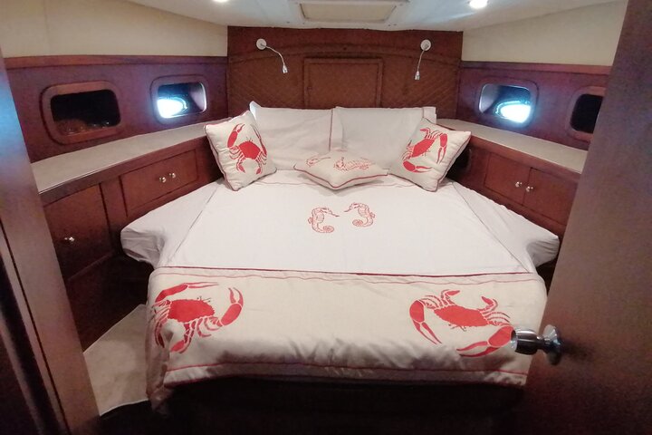 Private Luxury Yacht Tour in Alanya