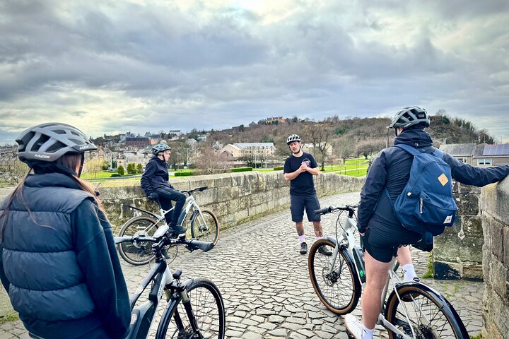 The Ultimate E Bike Tour of Stirling: The Best Way to See More