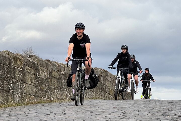 The Ultimate E Bike Tour of Stirling: The Best Way to See More
