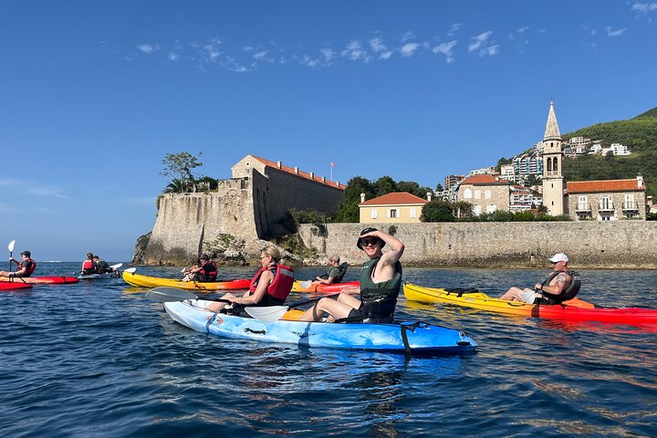 Budva Bay: Kayak & SUP Tour to Coastal Caves