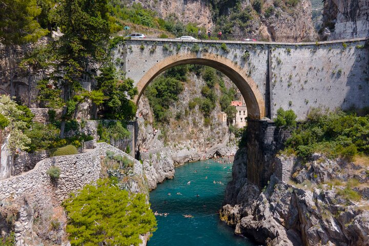 Small Group Amalfi Coast Boat Day Tour from Amalfi
