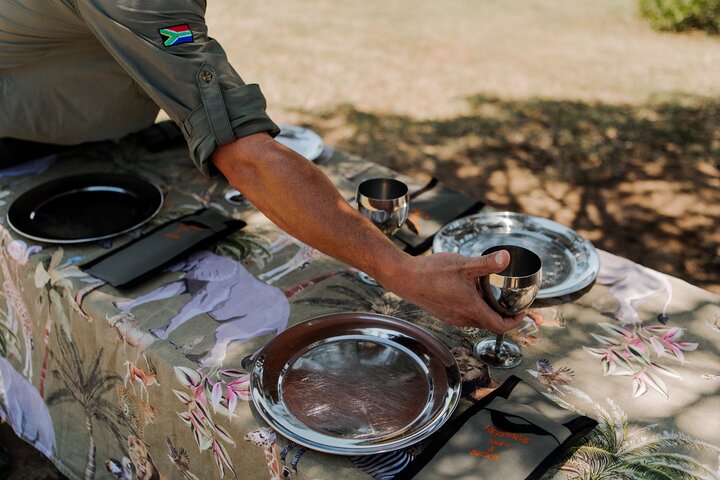 Six On Safari to Hluhluwe Imfolozi Game Reserve