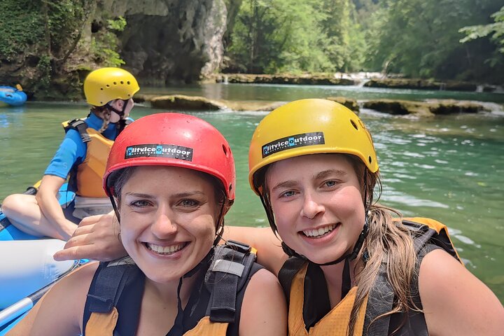 Kayaking Mreznica Waterfalls close to Plitvice Lakes