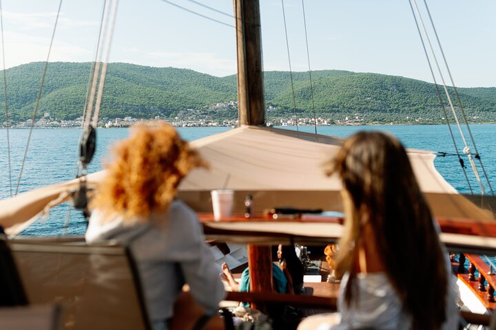 Athens: All Day Cruise to Agistri Moni Aegina with Lunch & Drinks