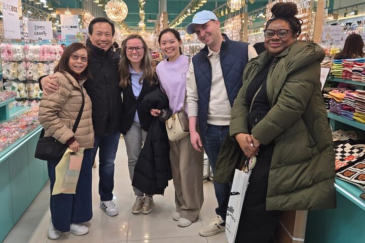 Busan Highlights in One Day: Small Group Tour (Max 6 Pax)