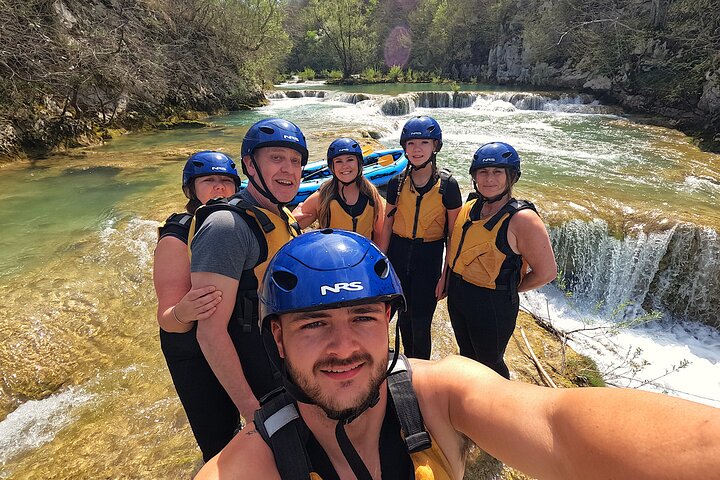 Kayaking Mreznica Waterfalls close to Plitvice Lakes