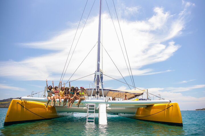 South Sea Sailing Full Day Trip with Lunch & Drinks (min 5 years)