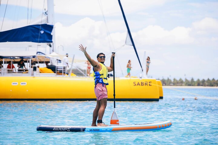 South Sea Sailing Full Day Trip with Lunch & Drinks (min 5 years)