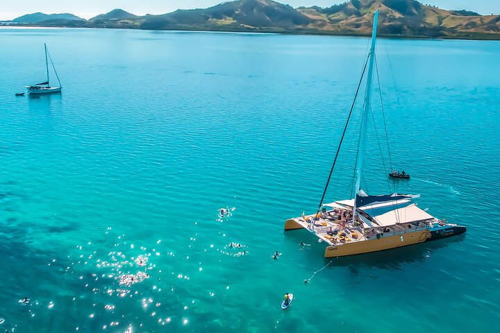 South Sea Sailing Full Day Trip with Lunch & Drinks (min 5 years)