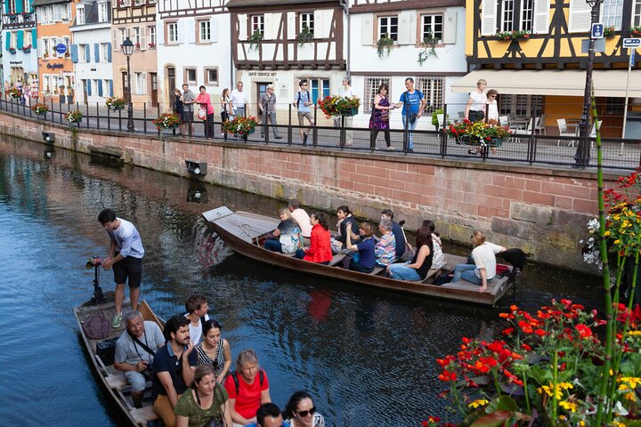 Price instead: From Strasbourg to Château ,Riquewihr and Colmar
