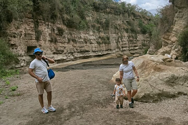 Day Trip to Hell's Gate and Lake Naivasha Boat Ride from Nairobi