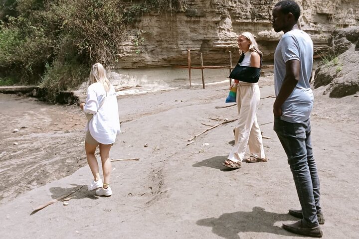 Day Trip to Hell's Gate and Lake Naivasha Boat Ride from Nairobi