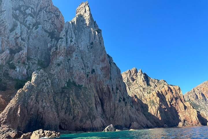Small Committee Tour in Scandola Reserve