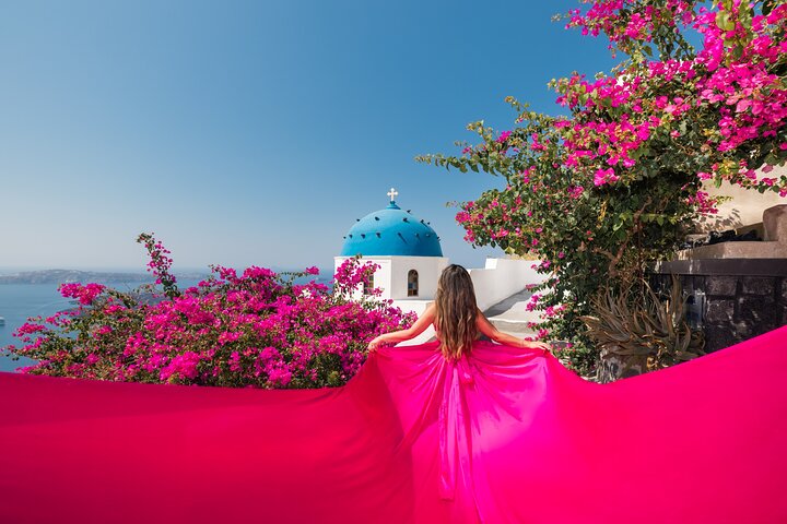 Exclusive Santorini Flying Dress Photoshoot with Pickup