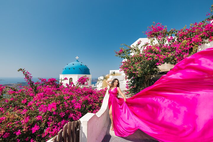 Exclusive Santorini Flying Dress Photoshoot with Pickup