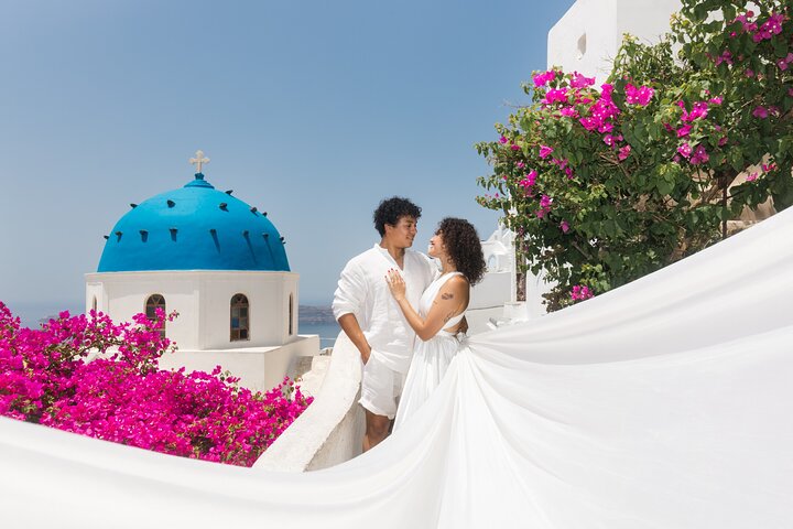 Exclusive Santorini Flying Dress Photoshoot with Pickup