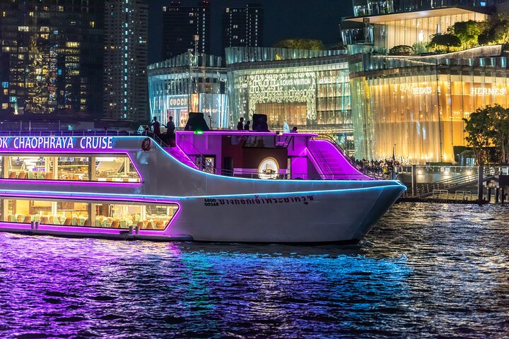 The Newest Luxury 5-Star Bangkok Chao Phraya Dinner Cruise
