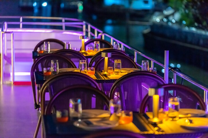 The Newest Luxury 5-Star Bangkok Chao Phraya Dinner Cruise