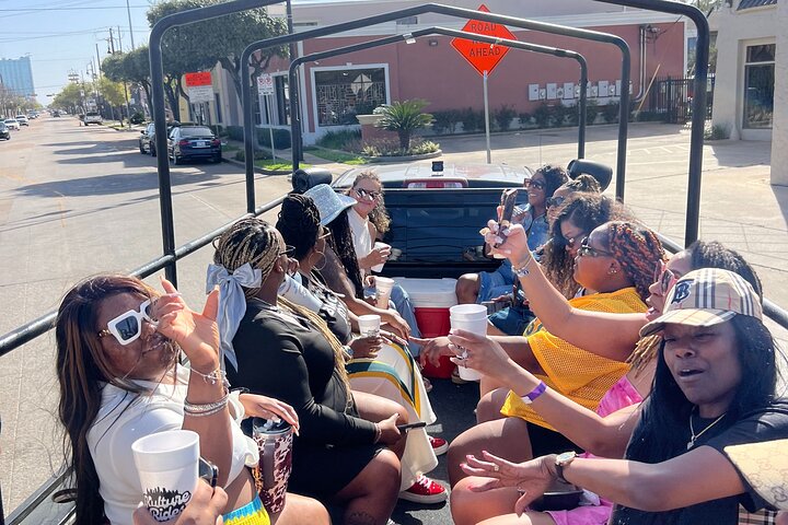 Houston BYOB Party Truck Experience w/Host, Music and Barstops!