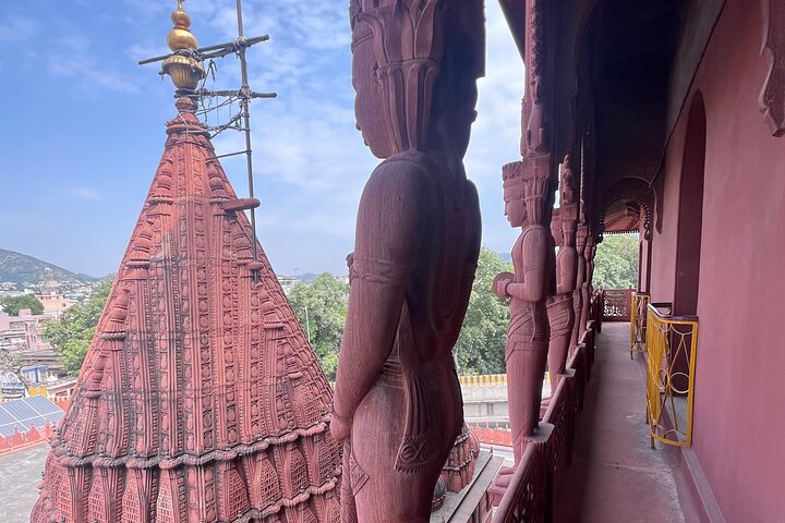 Full Day Spiritual Tour of Ajmer & Pushkar-The Pushkar Route