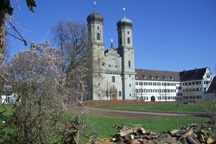 Friedrichshafen Private guided tour with wine tasting