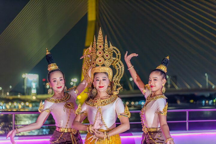The Newest Luxury 5-Star Bangkok Chao Phraya Dinner Cruise