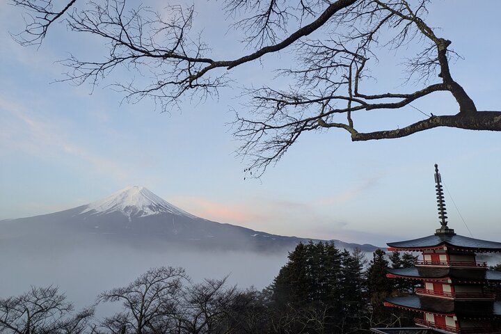 Lake Kawaguchi : Exclusive Private Customized Tour w/ Local Guide