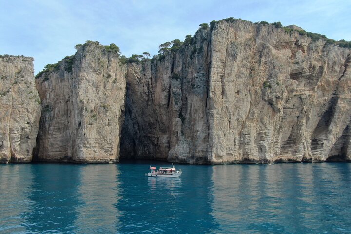 "Riviera di Ulisse" tour from Sperlonga to Gaeta