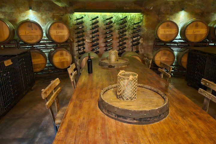 Private Guided Colonia Wine Tour