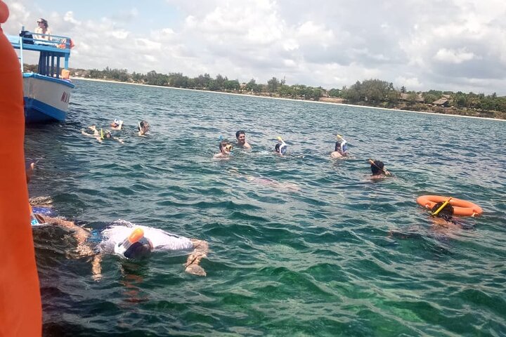 Diani Beach Glass Bottom Boat Ride with Underwater Show