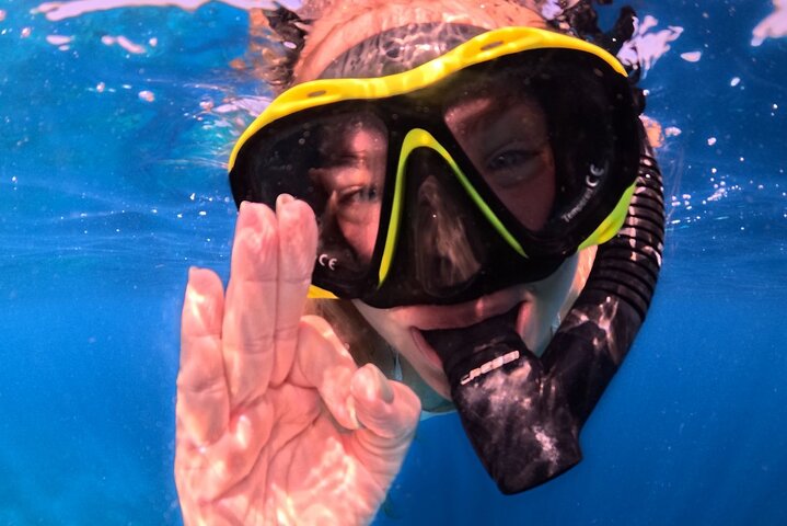 Gili Island Exclusive Private Snorkeling Underwater Escape
