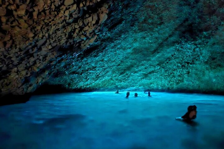 Fd boat-trip Medulin - Blue cave - Cres + lunch + dolphin search