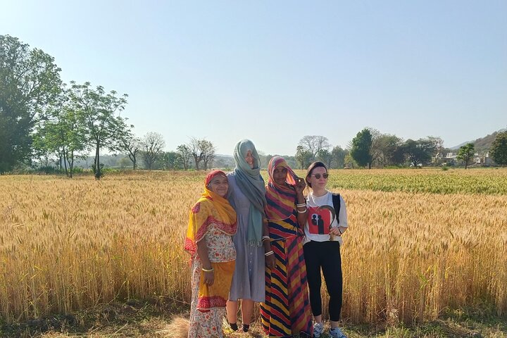 Udaipur Countryside Biking excursion
