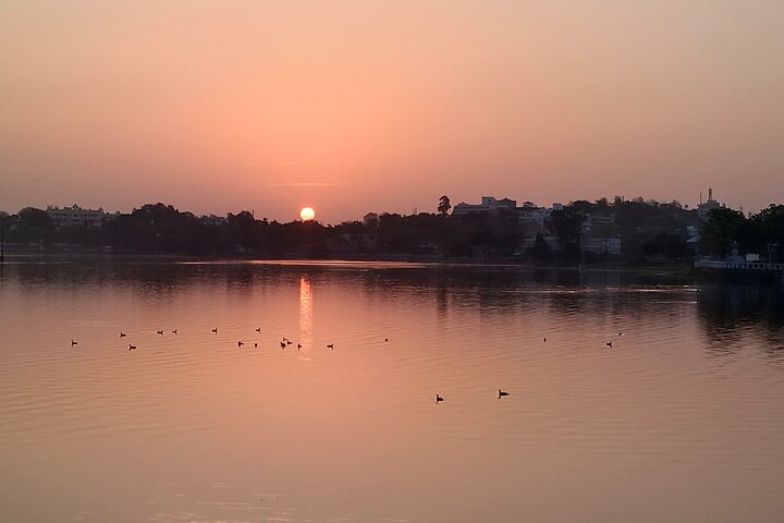 Udaipur Countryside Biking excursion