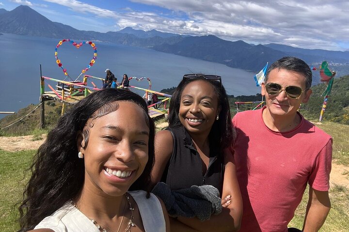 Shared Transfer from Panajachel Atitlan to Guatemala City