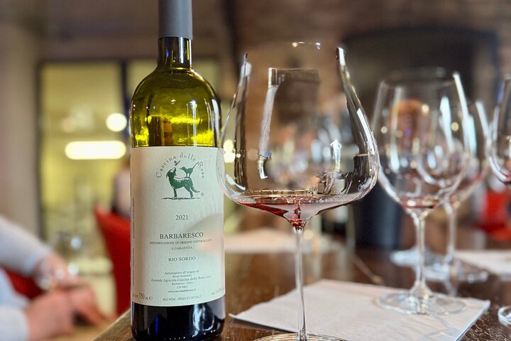 Taste Barolo and Barbaresco with a Sommelier. Piemonte Wine Tour