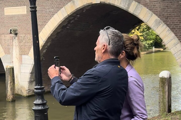 Utrecht Historic City: a Self-Guided Augmented Reality Tour