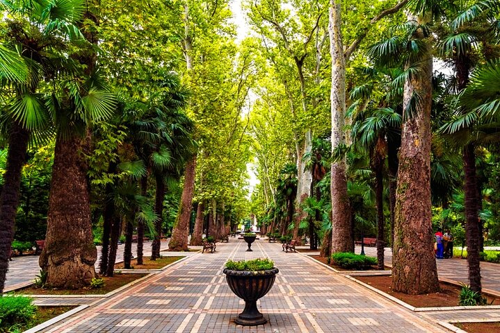 Private Full Day Ganja City Tour