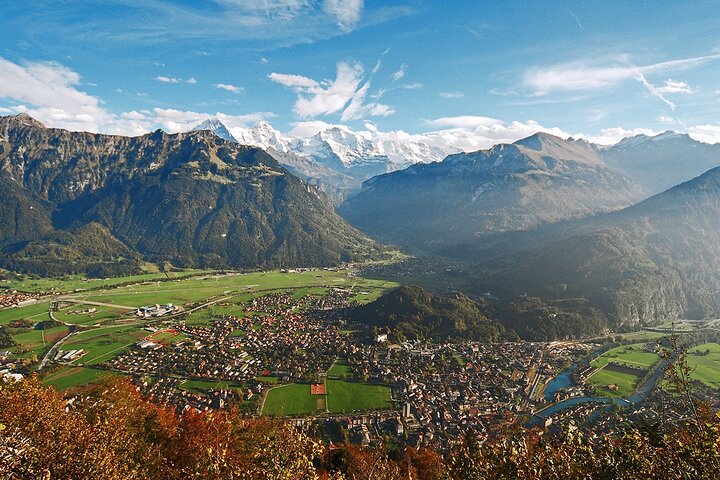 Geneva Panoramic tour to Interlaken Grindelwald Lauterbrunnen